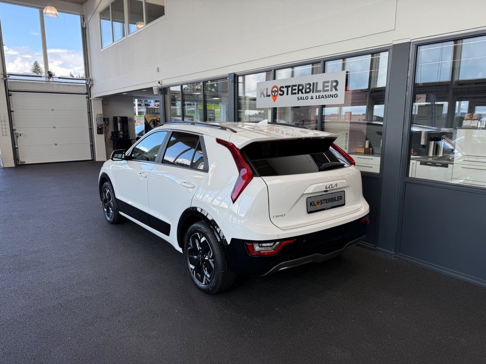 Kia Niro 64 EV Upgrade 5d