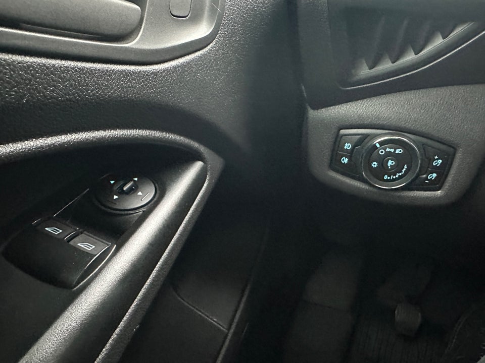 Ford Transit Connect 1,5 TDCi 120 Trend kort