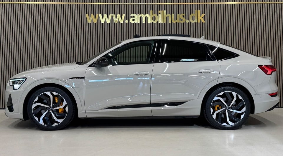 Audi e-tron 55 S-line Sportback quattro 5d