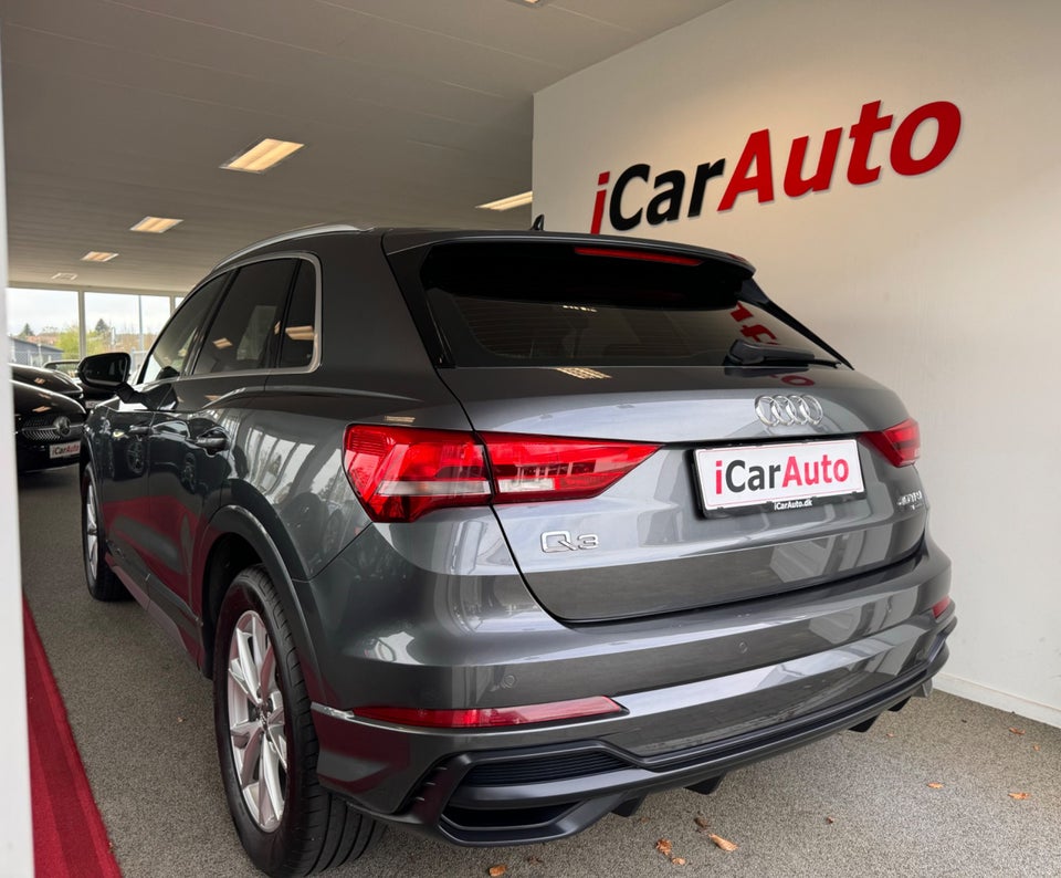 Audi Q3 40 TFSi S-line quattro S-tr. 5d