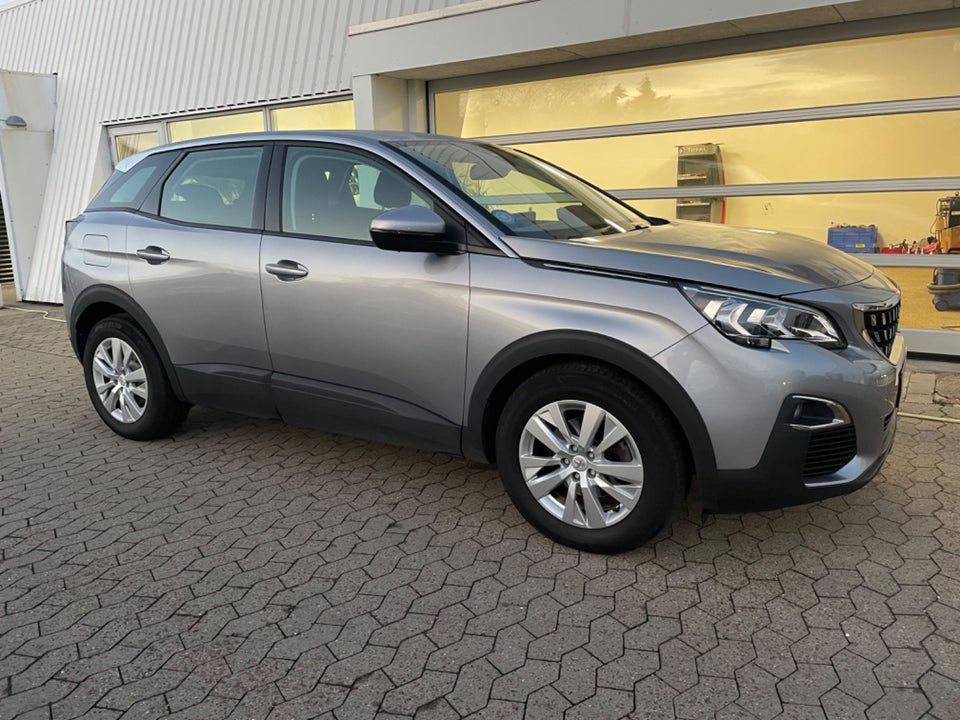 Peugeot 3008 1,2 PureTech 130 Active 5d