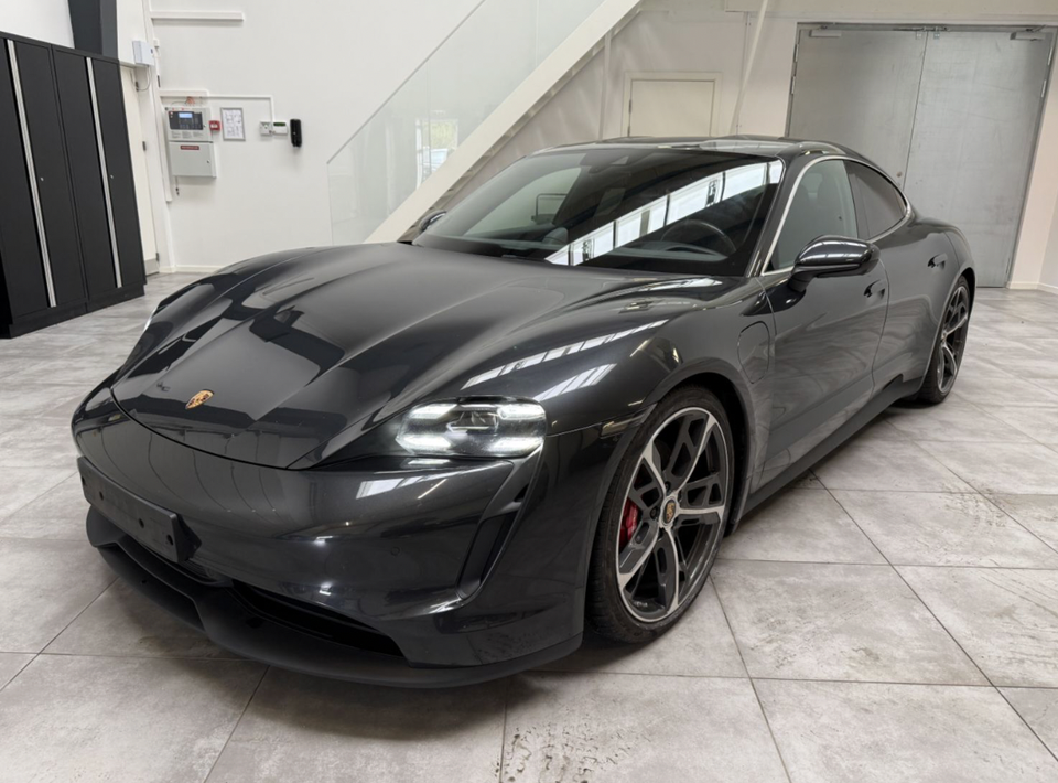 Porsche Taycan 4S 4d