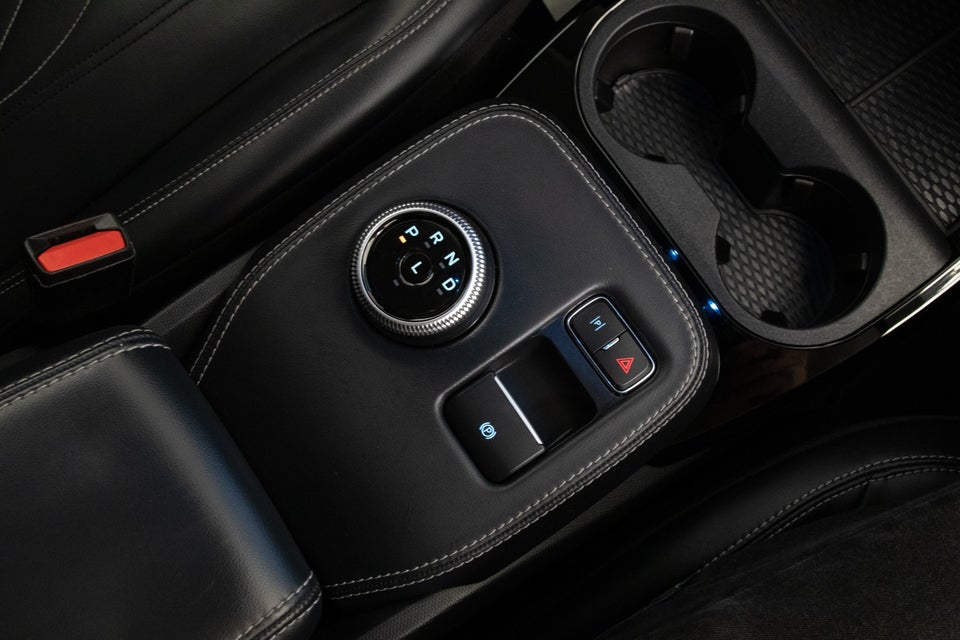 Ford Mustang Mach-E 68 Standard Range 5d