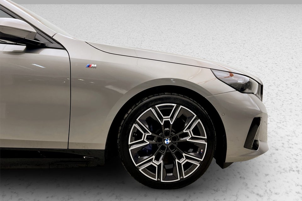 BMW i5 eDrive40 Touring M-Sport 5d