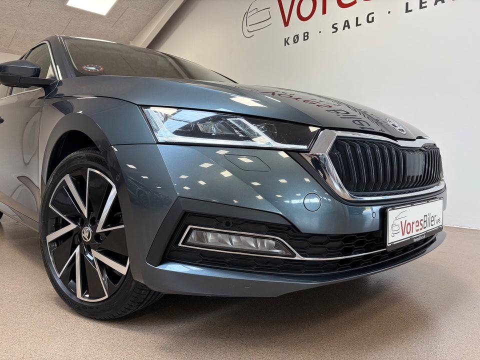 Skoda Octavia 1,4 TSi iV Combi DSG 5d