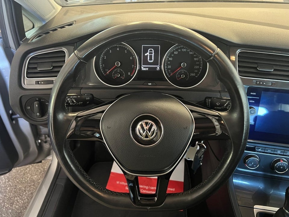 VW Golf VII 1,0 TSi 85 Trendline 5d