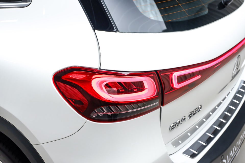 Mercedes EQA250 AMG Line 5d