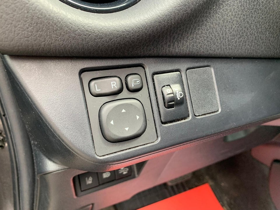 Toyota Yaris 1,5 Hybrid H2 e-CVT 5d