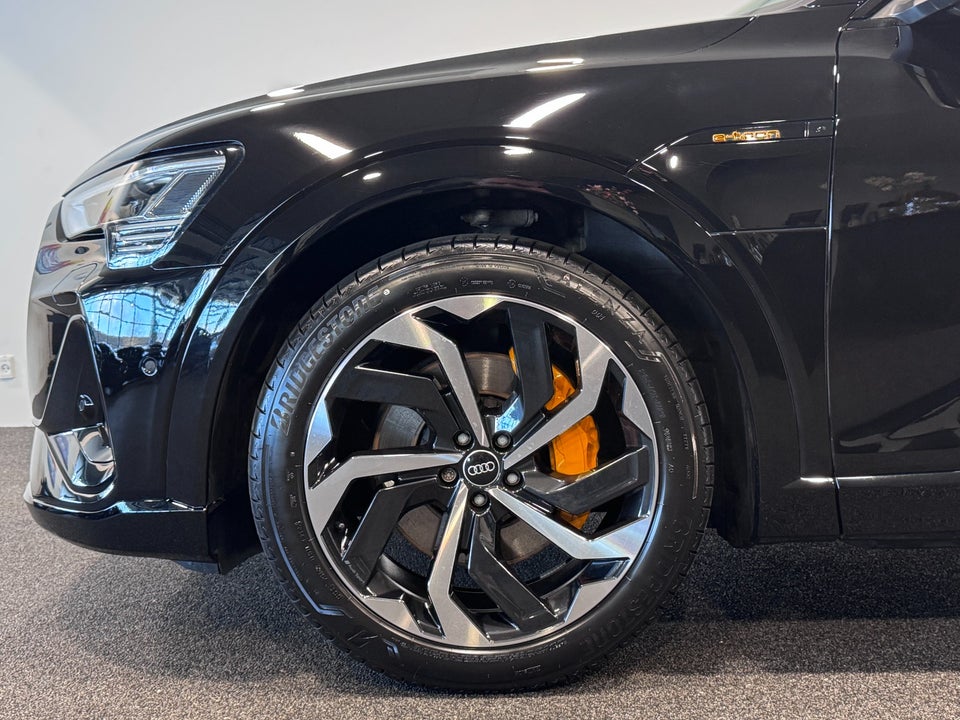 Audi e-tron 50 quattro 5d