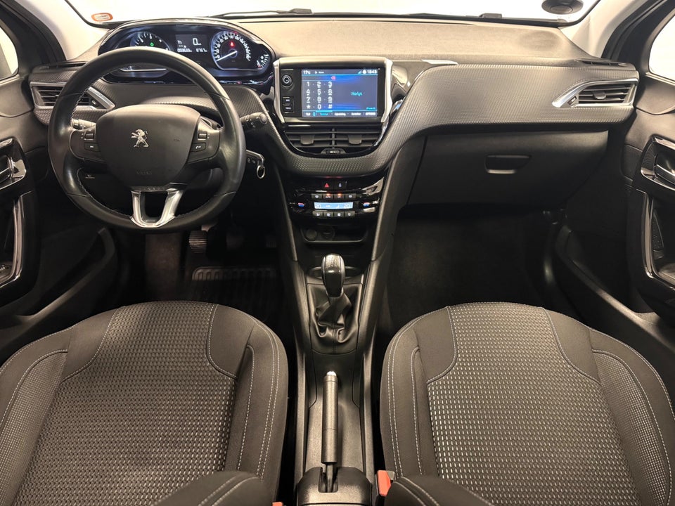 Peugeot 208 1,6 BlueHDi 100 Allure Sky 5d