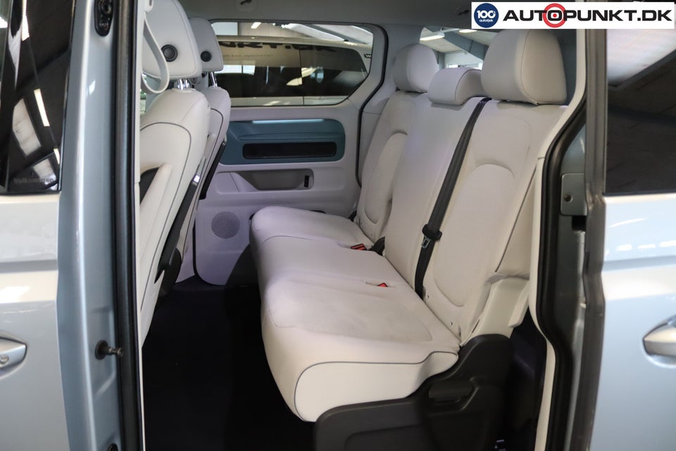 VW ID.Buzz 77 Style SWB 5d