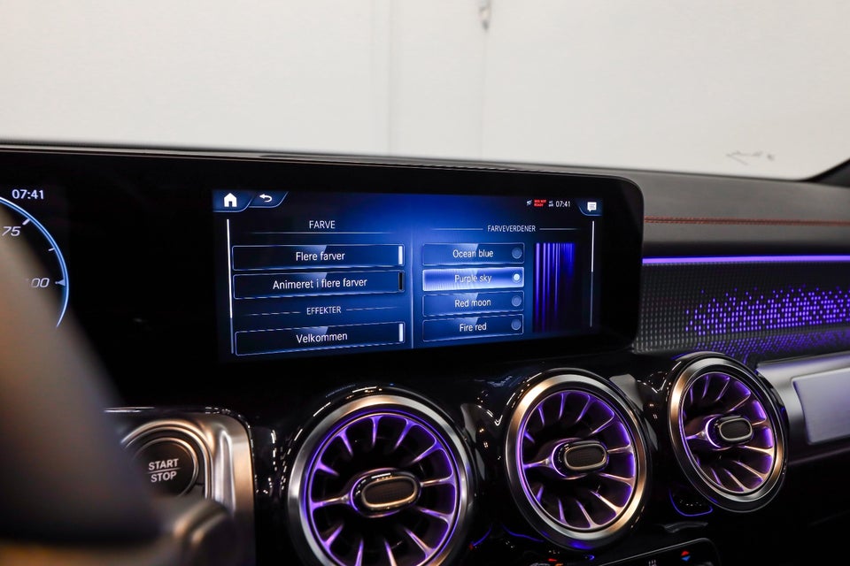 Mercedes EQB350 AMG Line 4Matic 7prs 5d