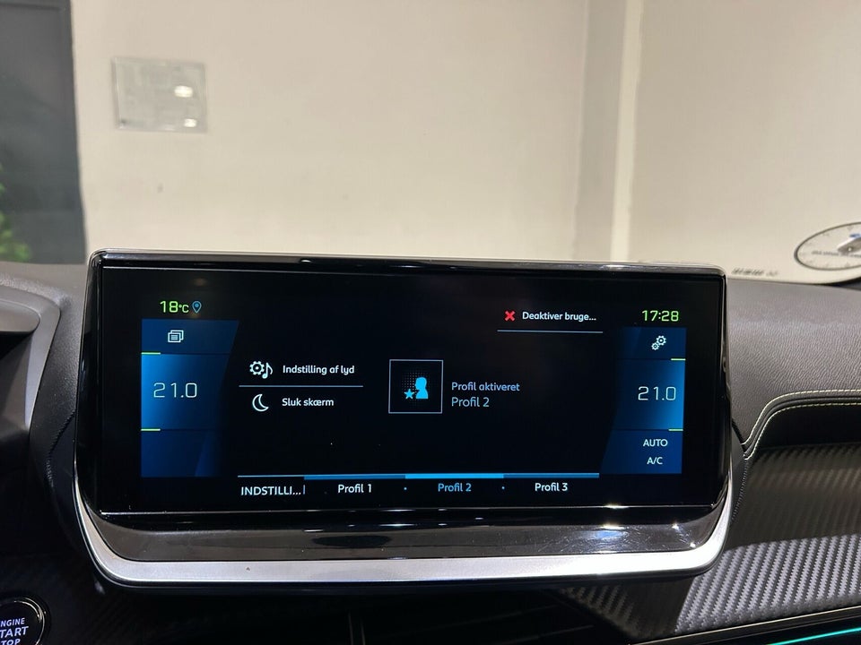 Peugeot e-208 50 GT 5d