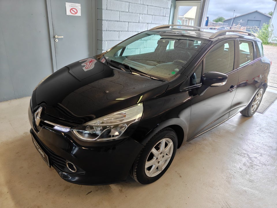 Renault Clio IV 0,9 TCe 90 Formula Edition Sport Tourer 5d