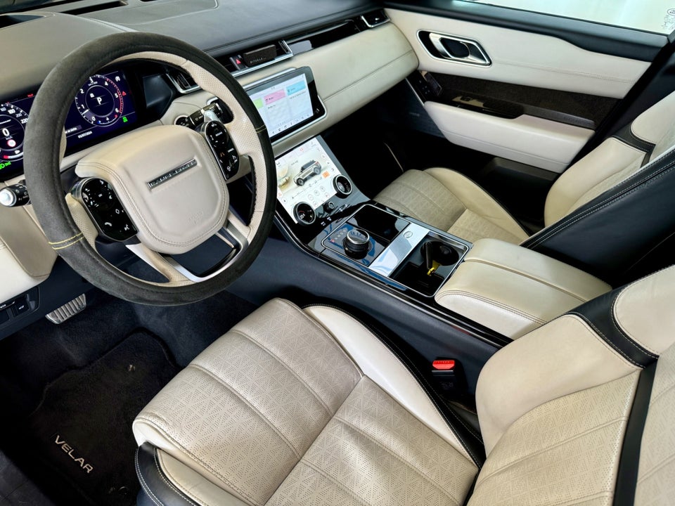 Land Rover Range Rover Velar 3,0 D300 First Edition aut. 5d