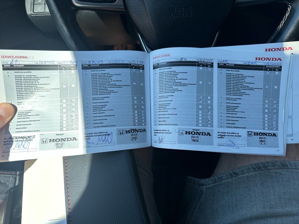 Honda Civic 1,5 VTEC Turbo Executive CVT 5d