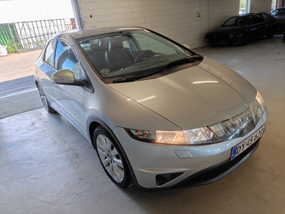 Honda Civic 1,8 Sport 5d