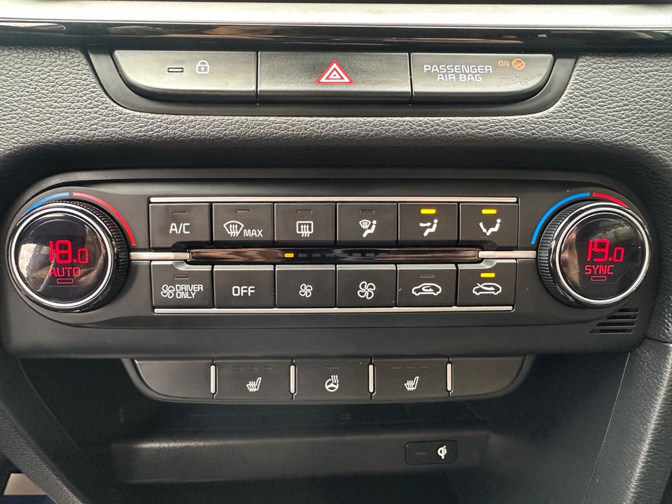 Kia Ceed 1,6 PHEV Prestige SW DCT 5d