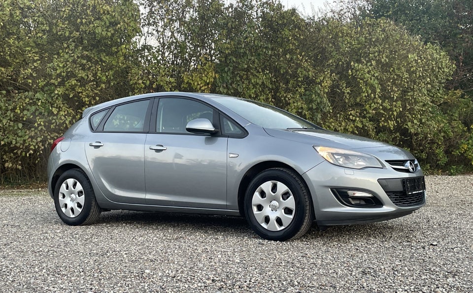 Opel Astra 1,4 100 Enjoy 5d