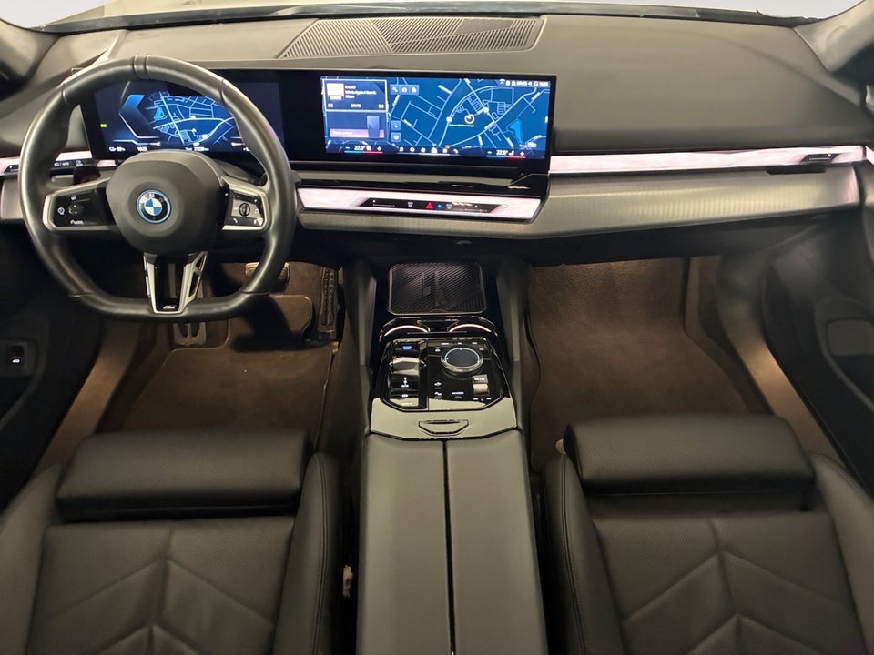 BMW i5 eDrive40 M-Sport 4d
