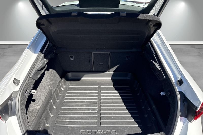 Skoda Octavia 1,0 eTSi 110 Style DSG 5d