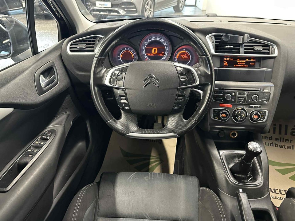 Citroën C4 1,6 HDi 90 Attraction 5d