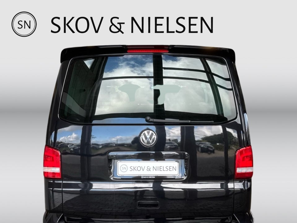 VW Multivan 2,0 TDi 180 Highline DSG 4Motion kort 5d