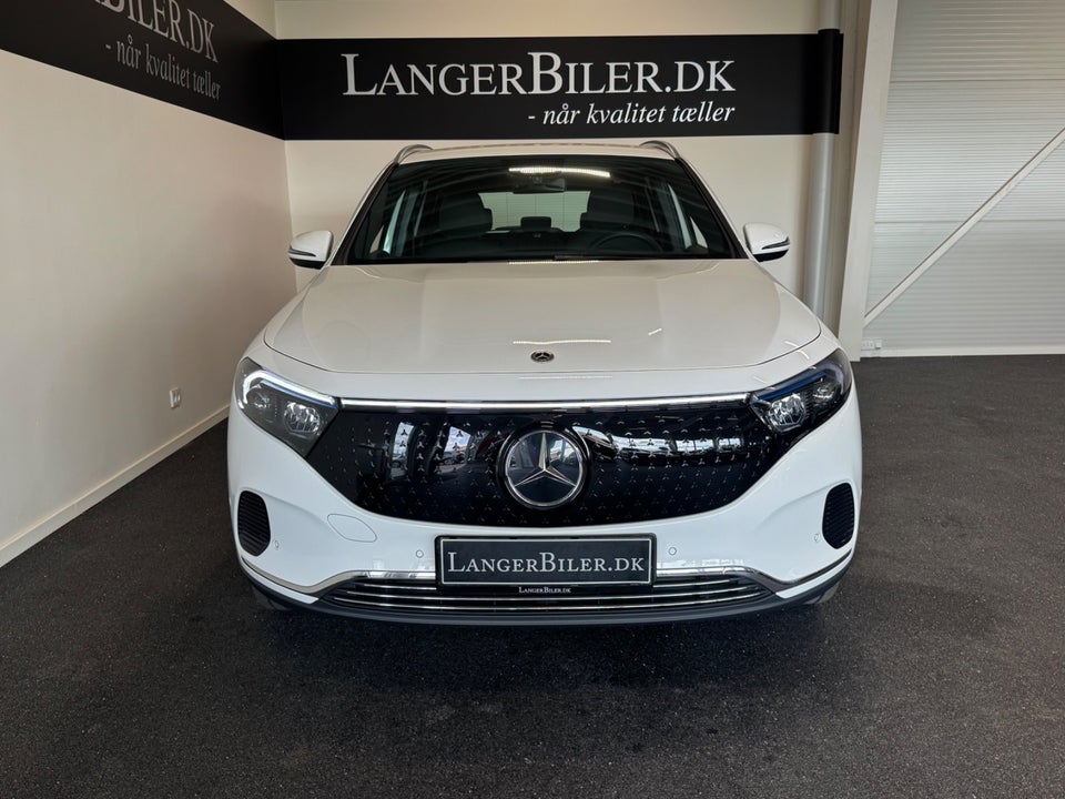 Mercedes EQA300 Progressive 4Matic 5d