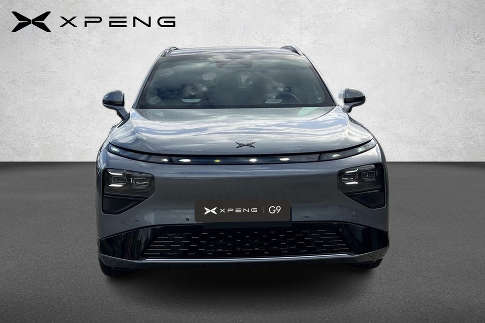 Xpeng G9 Performance 5d