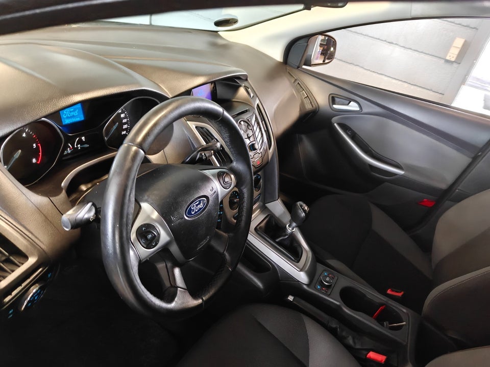 Ford Focus 1,6 TDCi 115 Trend stc. 5d