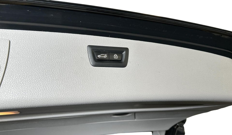 BMW 320d 2,0 Touring 5d