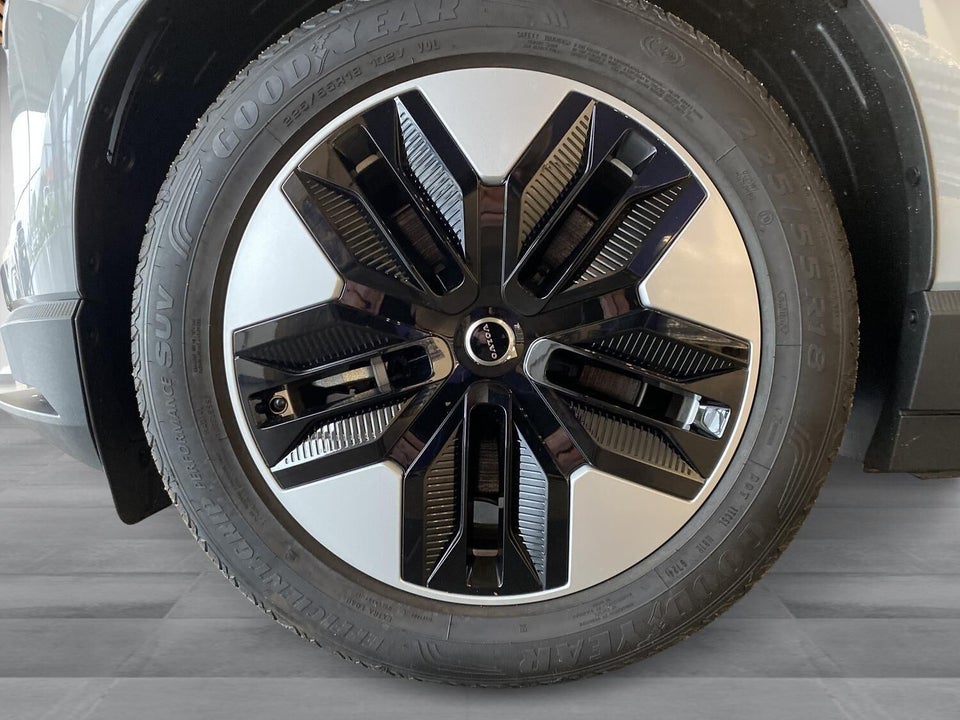 Volvo EX30 Extended Range Core 5d