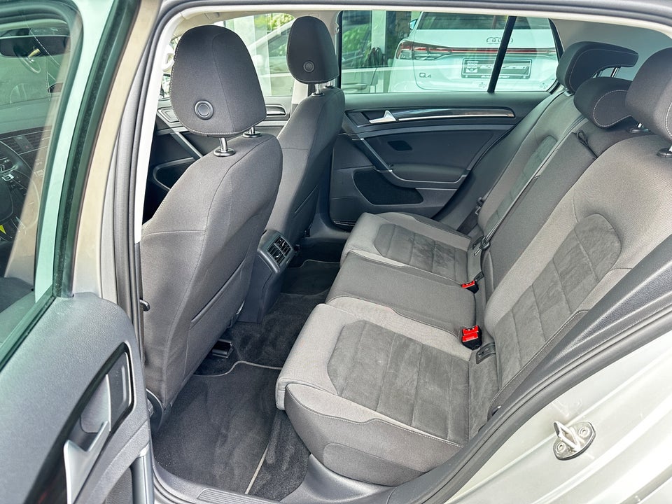 VW Golf VII 1,5 TSi 150 Highline DSG 5d
