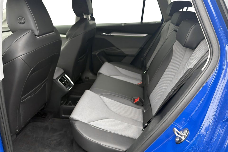 Skoda Enyaq 80 iV Plus Loft Maxx 5d
