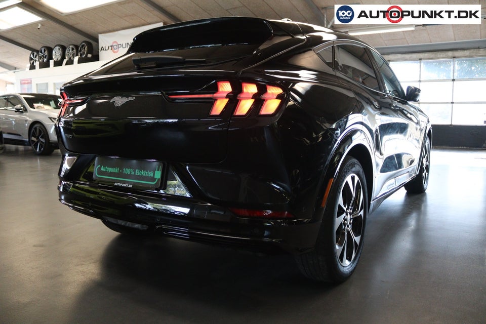 Ford Mustang Mach-E 91 Premium Extended Range AWD 5d