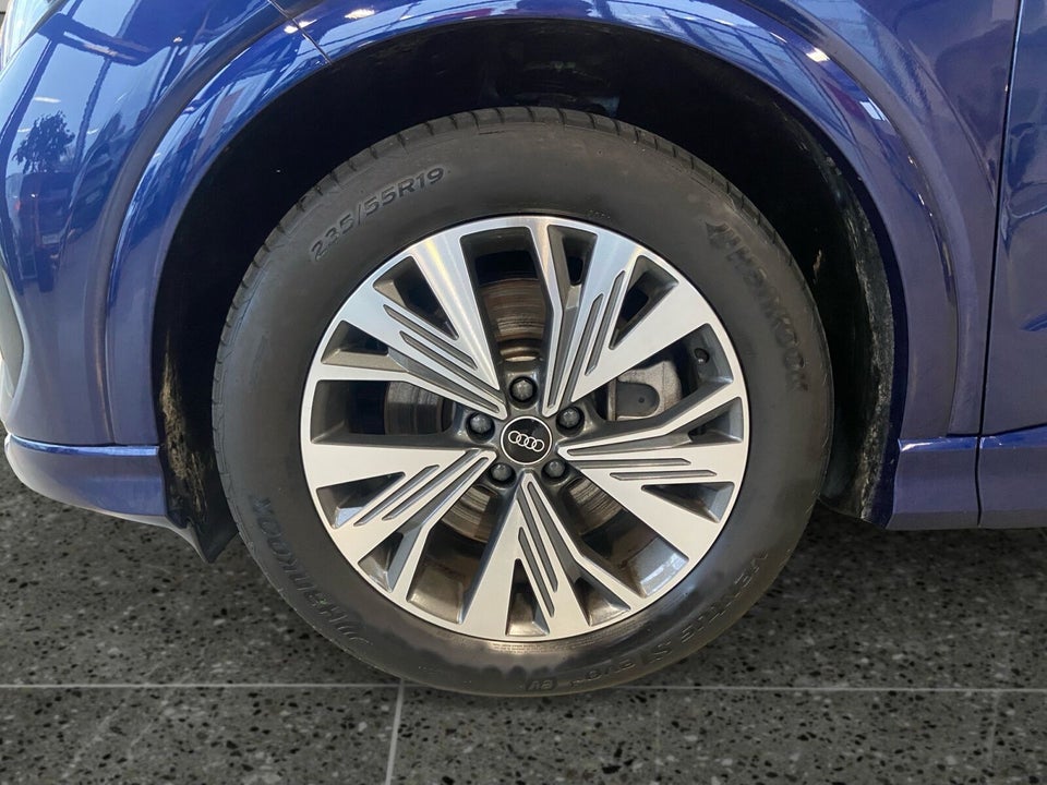 Audi Q4 e-tron 40 Advanced 5d