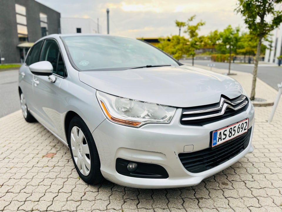 Citroën C4 1,6 e-HDi 112 Seduction E6G 5d