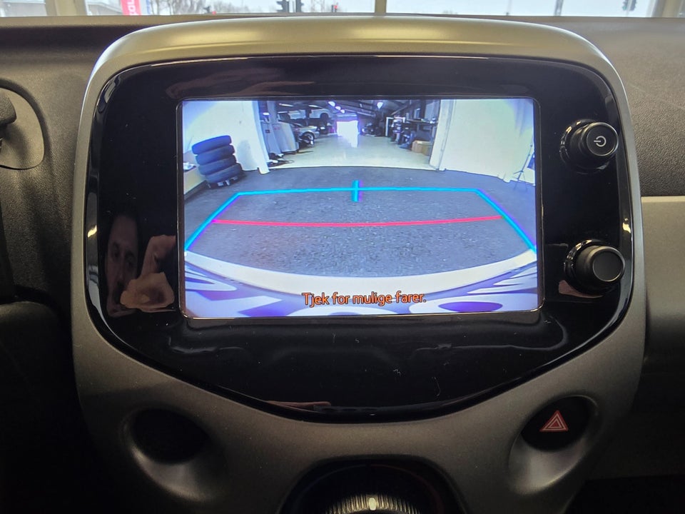 Toyota Aygo 1,0 VVT-i x-black 5d