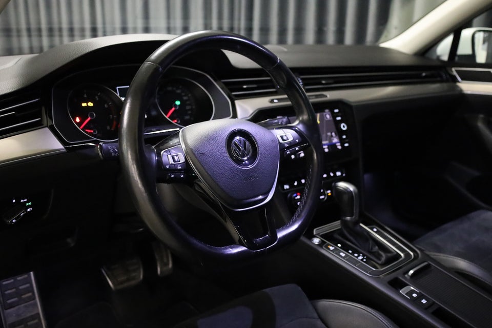VW Passat 1,4 TSi 150 R-line Variant DSG BMT 5d