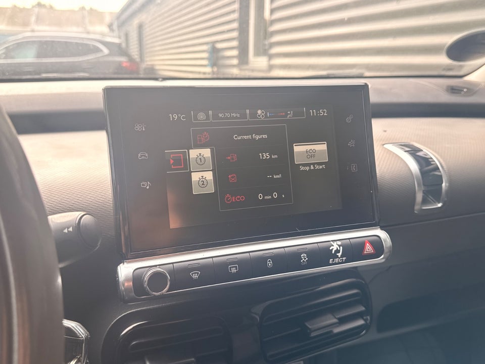 Citroën C4 Cactus 1,6 BlueHDi 100 Feel Van 5d