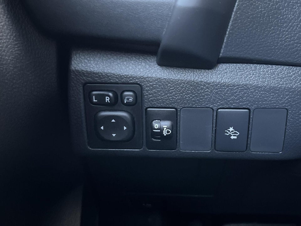 Toyota Auris 1,8 Hybrid H2 Comfort Touring Sports CVT 5d