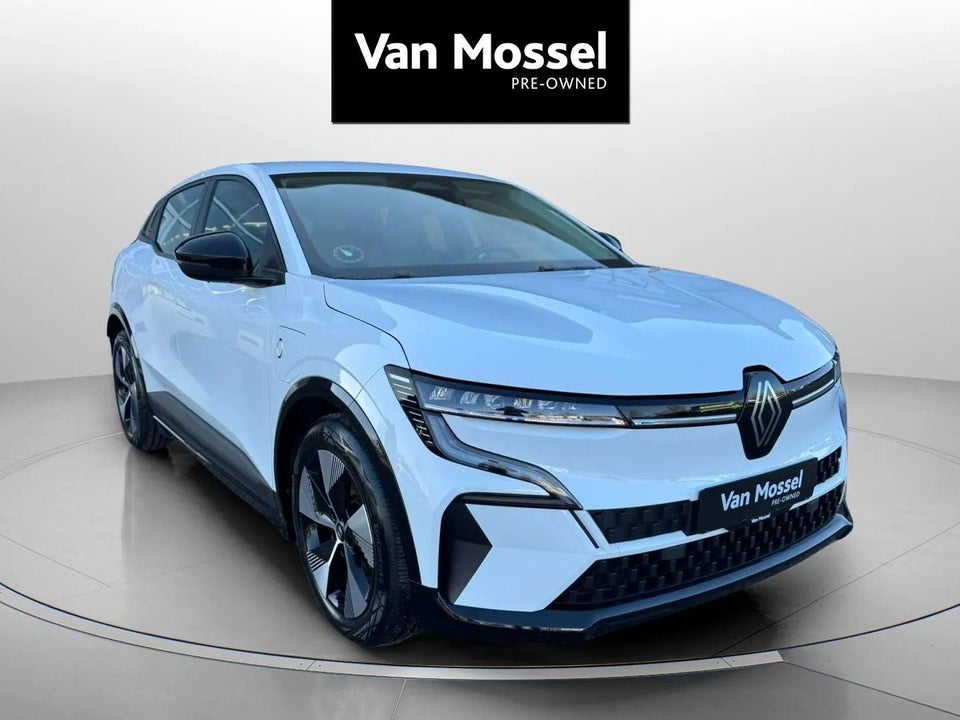 Renault Megane E-Tech 40 Equilibre 5d