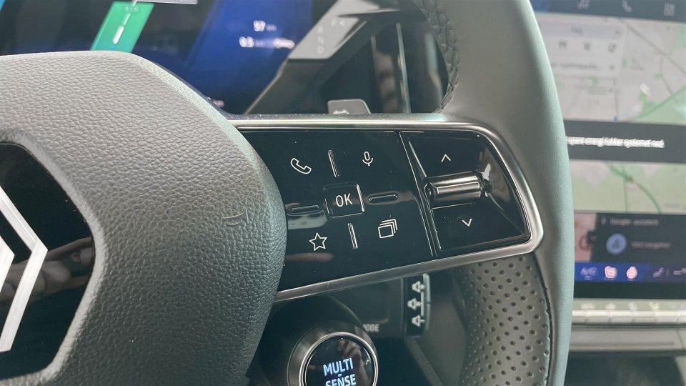 Renault Scenic E-Tech 87 Iconic 5d