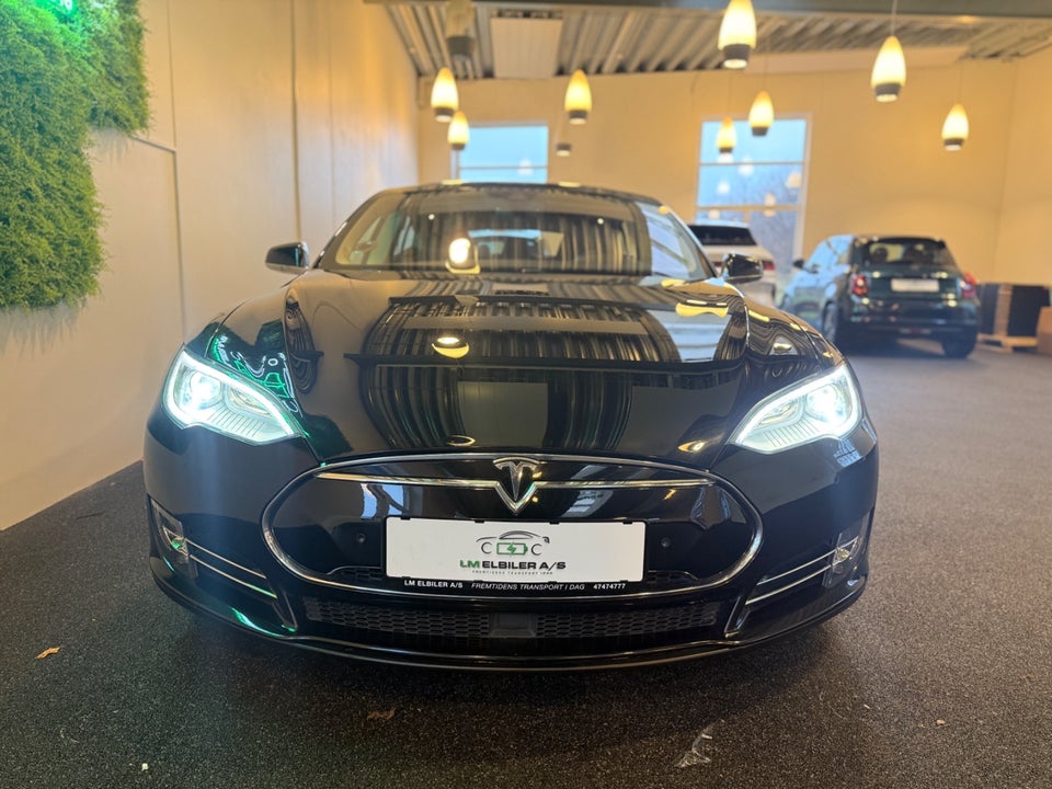 Tesla Model S P85D 5d