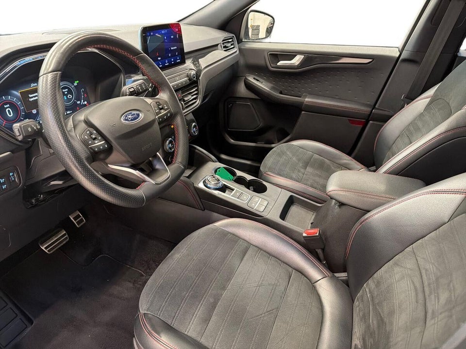 Ford Kuga 2,5 PHEV ST-Line X CVT 5d