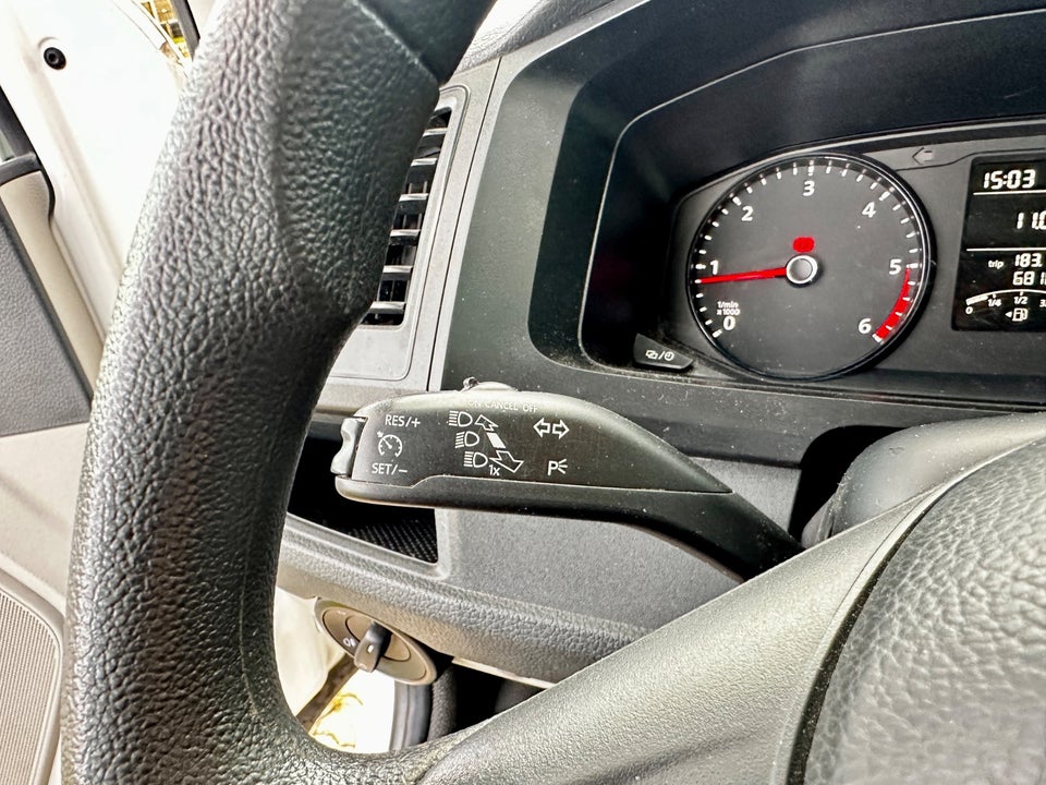 VW Transporter 2,0 TDi 150 Ladvogn lang