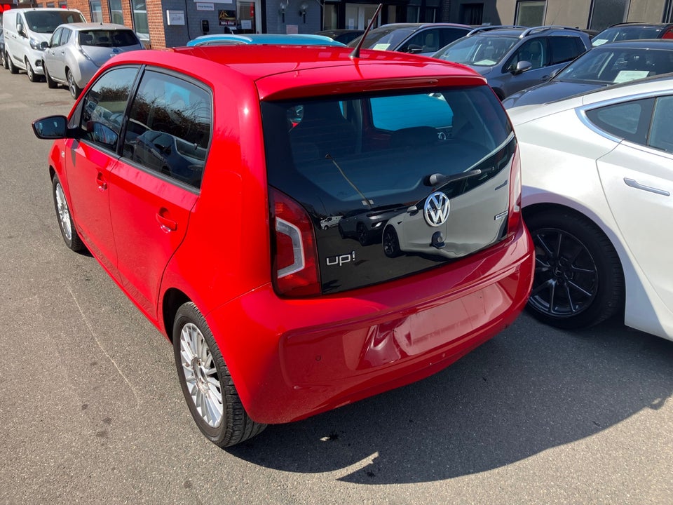 VW Up! 1,0 75 High Up! BMT 5d