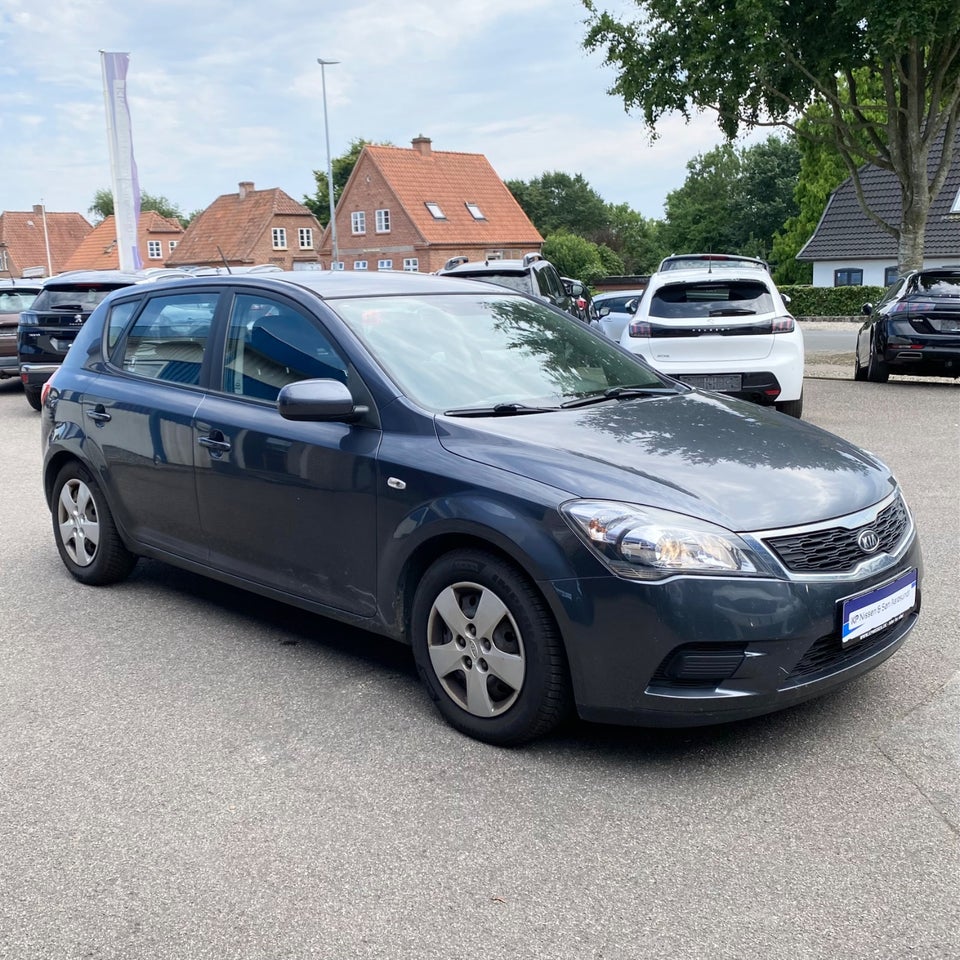 Kia Ceed 1,6 CRDi 90 Active 5d