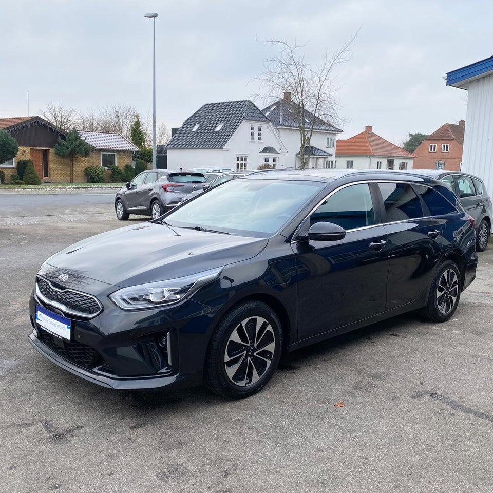 Kia Ceed 1,6 PHEV Upgrade SW DCT 5d
