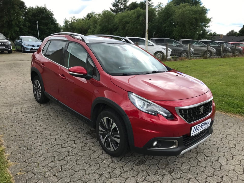 Peugeot 2008 1,5 BlueHDi 100 Prestige Sky 5d